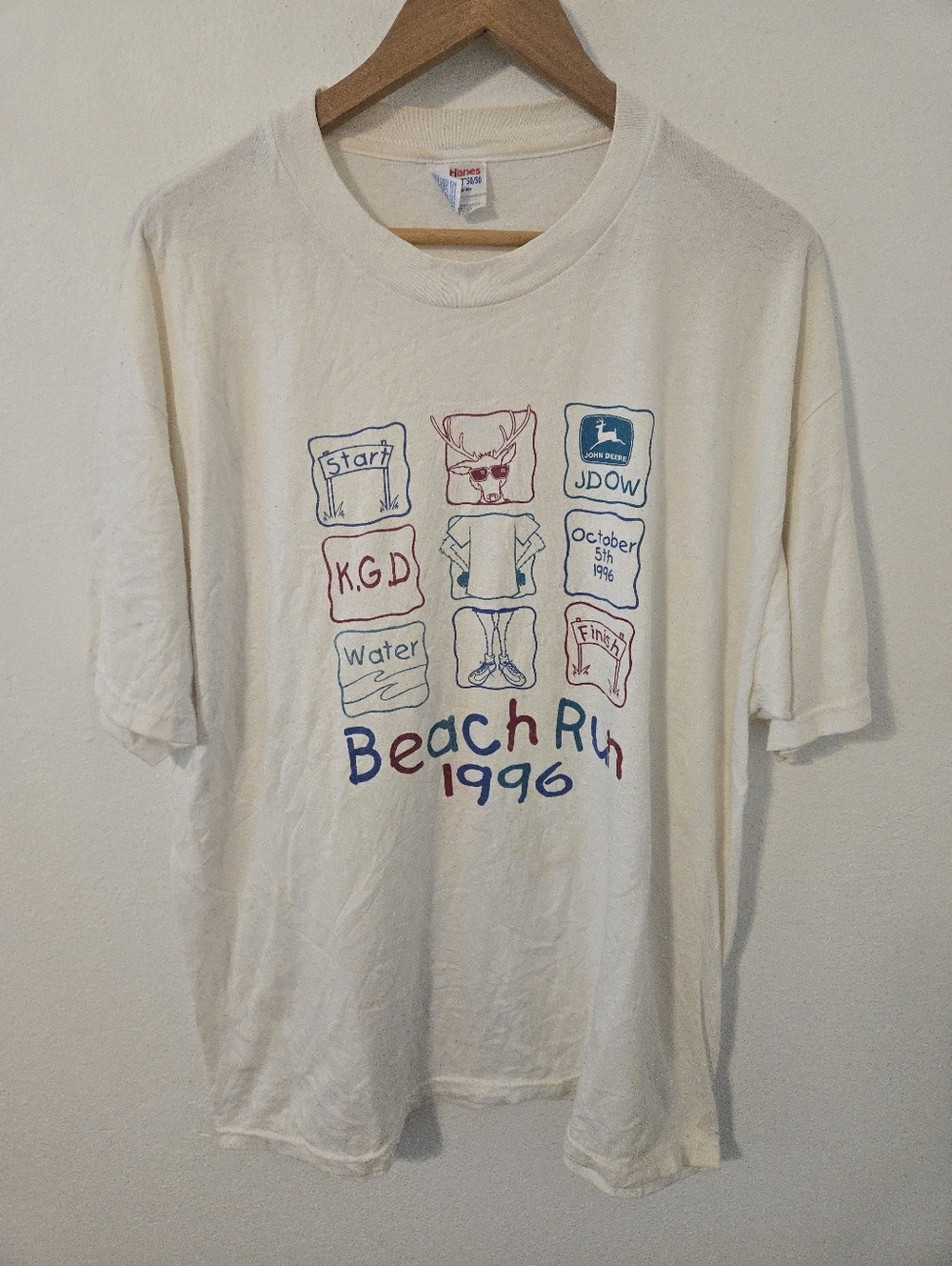 Vintage John Deere Beach Run 96 Hanes Mens XLNaturally distressed